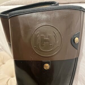 HUNTER BOOTS